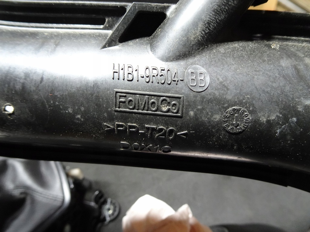 фото №7, Труба повітрозабірник повітря h1b1-9r504-bb fiesta mk8 17-