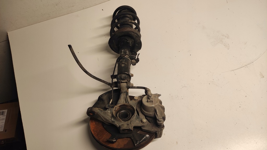 фото №4, Hyundai ix20 амортизационная стойка левый левая поворотный кулак 09-15