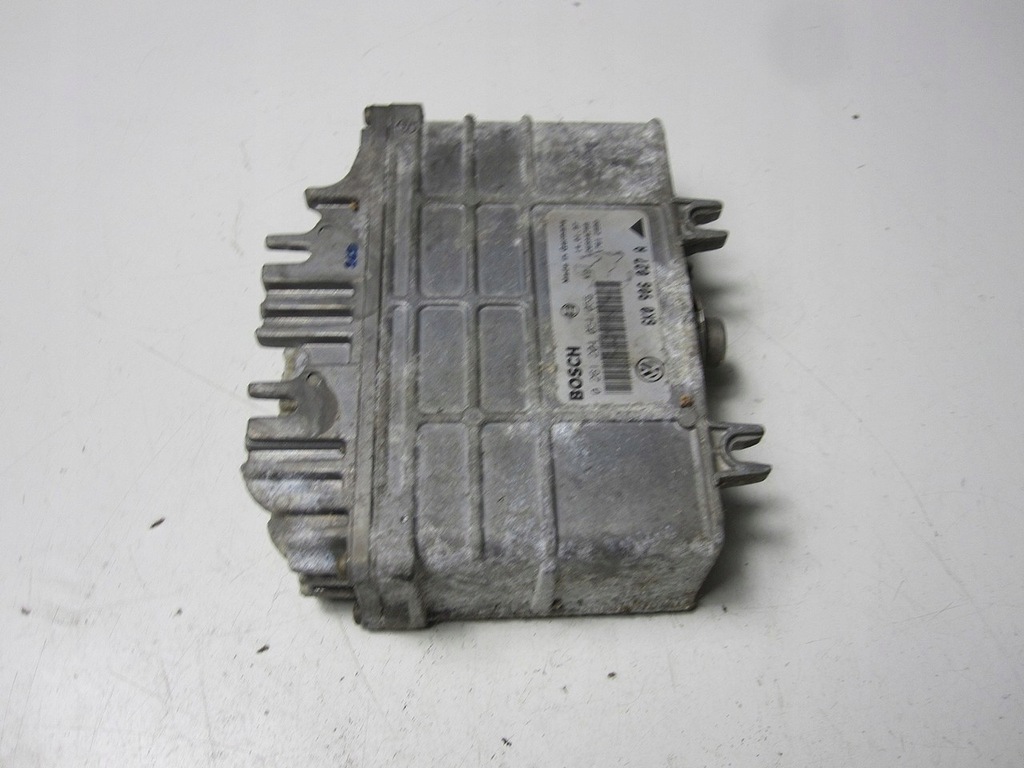 фото №8, Бортовий комп'ютер блок керування seat cordoba 1.6 97r