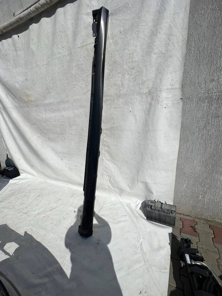 фото №1, Молдинг поріг mercedes r-klasa w251 ліва поріг