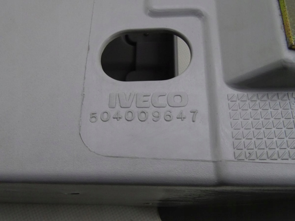 фото №3, Iveco eurocargo 02-15 бардачок потолочный