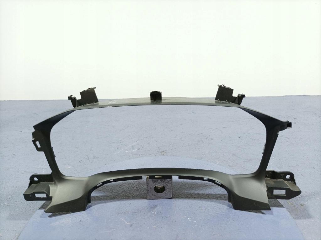 фото №1, Bmw 4 g26 захист рамка спідометра прилади 6805535