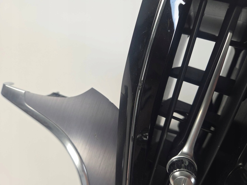 фото №10, Volvo v60 ii 2018 dekor панели решётки обдув 31651196