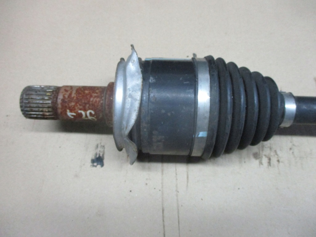 Привідний вал ліва mercedes viano 2.2cdi в Україні