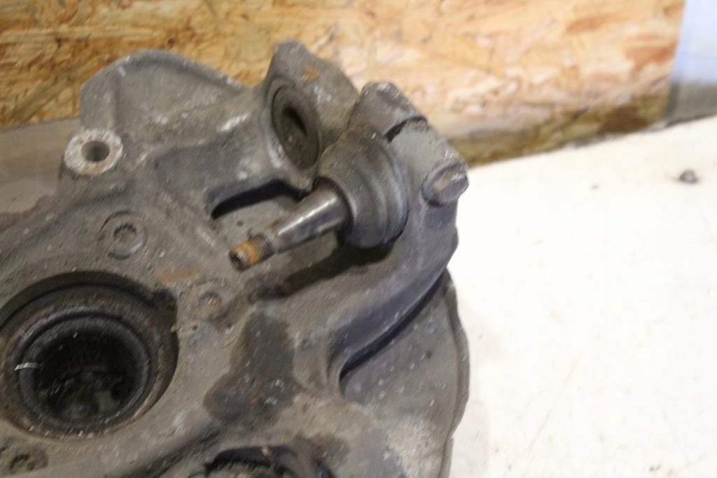 фото №12, Поворотный кулак ступица рычаги передняя правая audi a5 8t 2.7 tdi