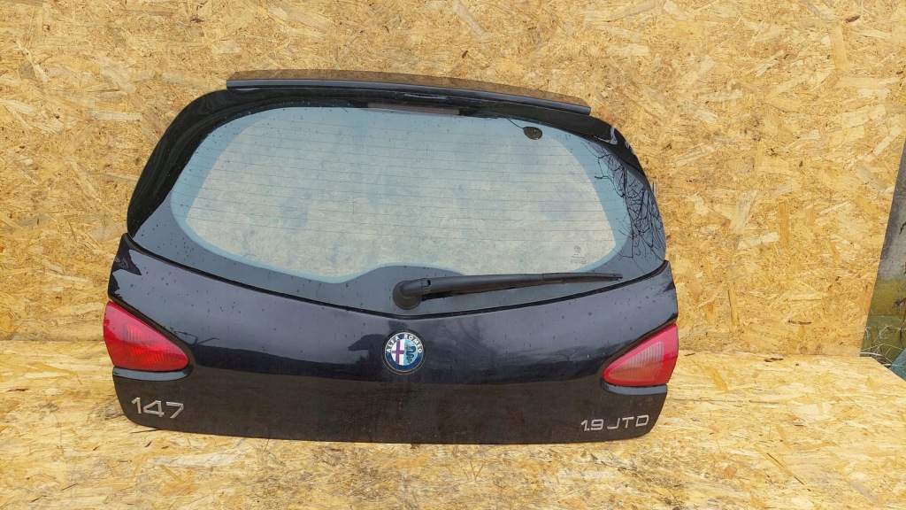 Купить Задняя крышка багажника задний  alfa romeo 147 3d