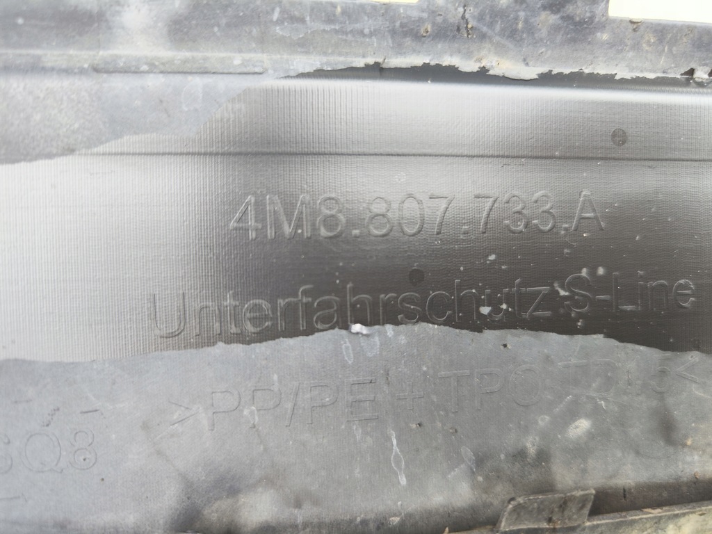 фото №16, Audi q8 sq8 s-line накладка передний бампера спойлер 4m8807733a