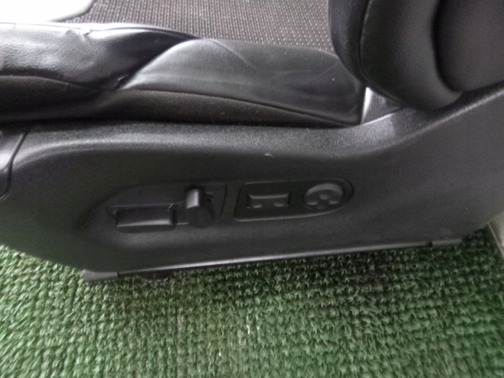 фото №10, Citroen c5 iii 08-13 sedan салон сиденья передние заднее сиденье обшивки туннель kpl