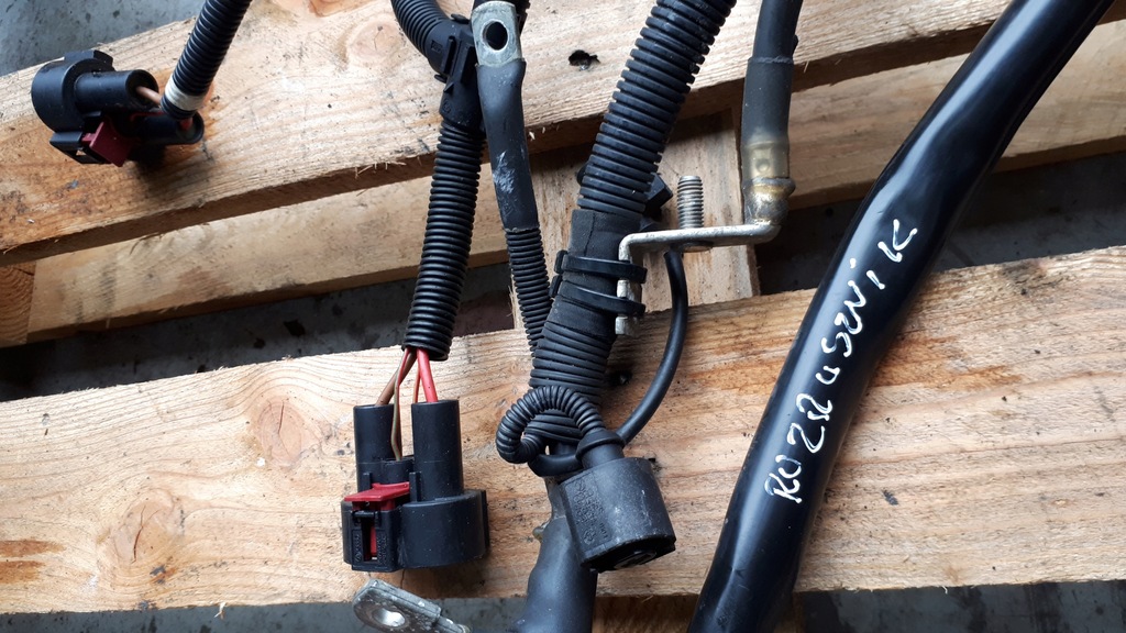 фото №8, A6 c7 4g шланг стартер массовый 3.0 tfsi a7 4g