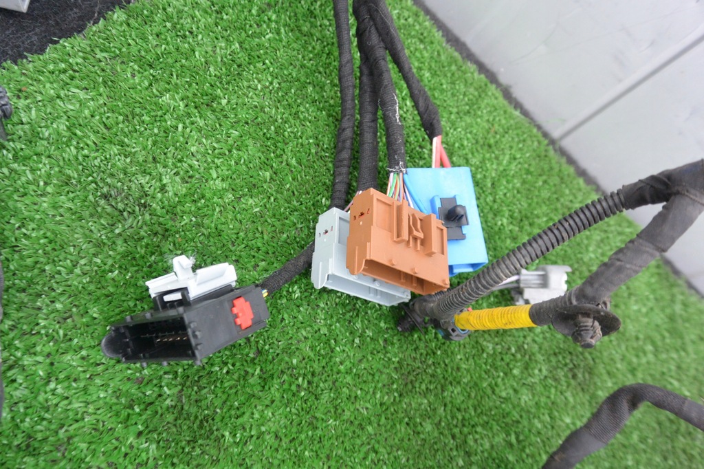 фото №7, Электропроводка отсек двигателя 3.0d maserati ghibli iii