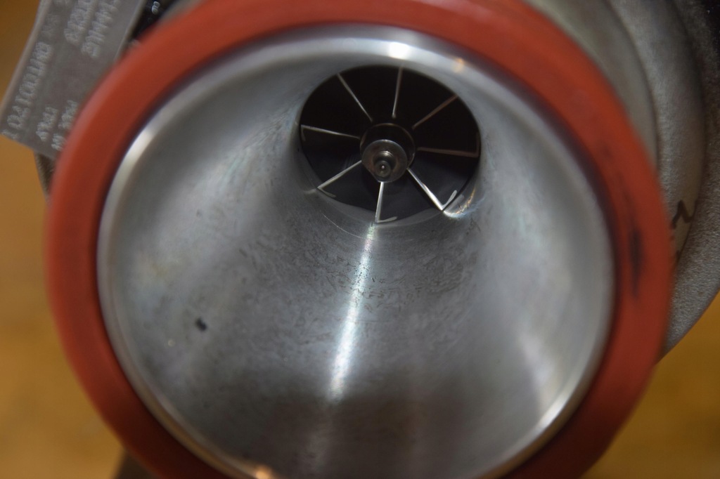 фото №6, Турбонагнітач volvo v70 iii lift 2.0 d4 78tyśkm 31390219 ідеальний стан оригінал