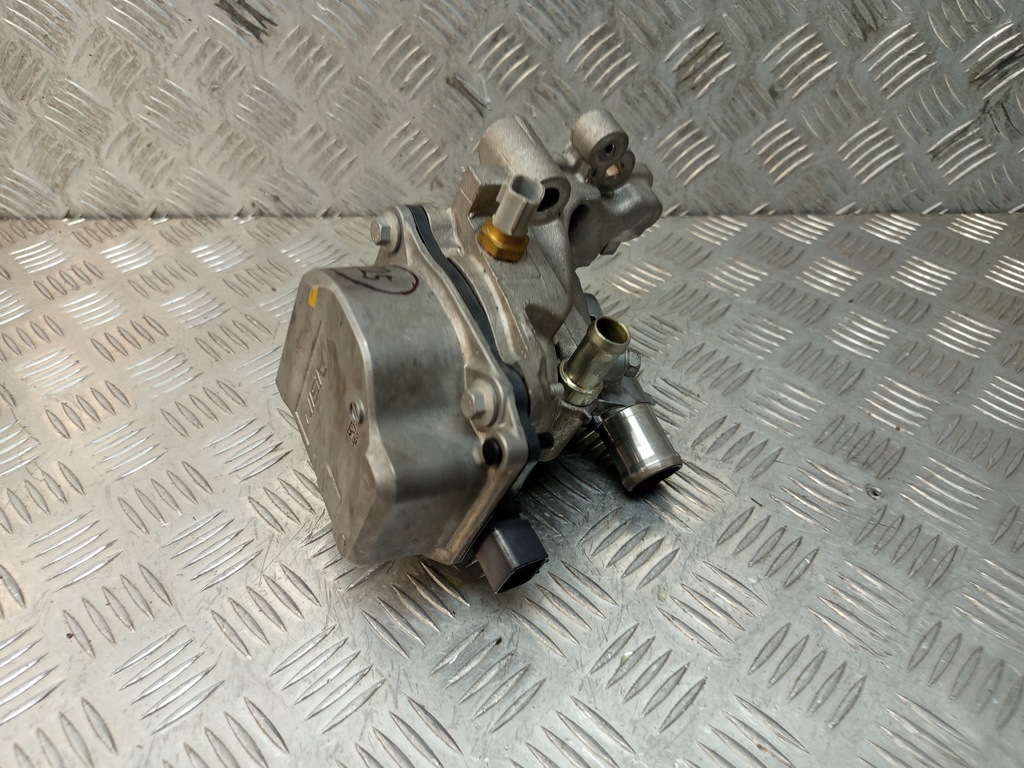 фото №14, Корпус термостата термостат renault clio v 110613903r оригинал оригинальный номер