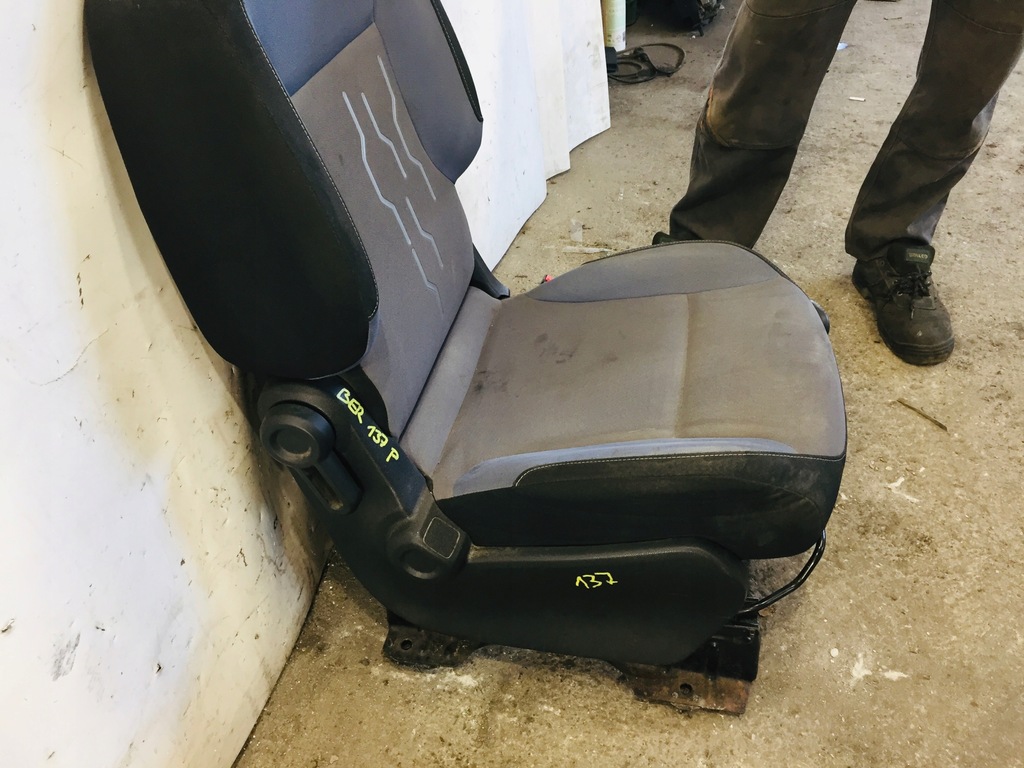 фото №6, Сидіння правий пасажира berlingo partner iii #137