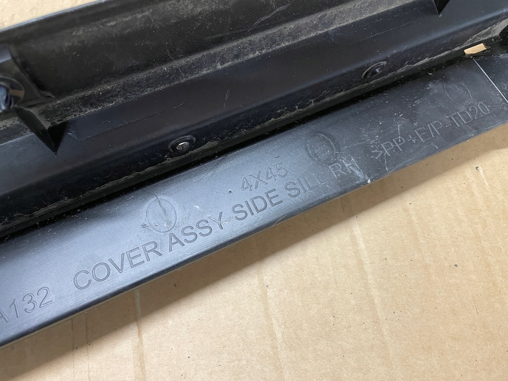 фото №7, Mitsubishi eclipse cross 18- молдинг поріг права 7250a132 nowa оригінал