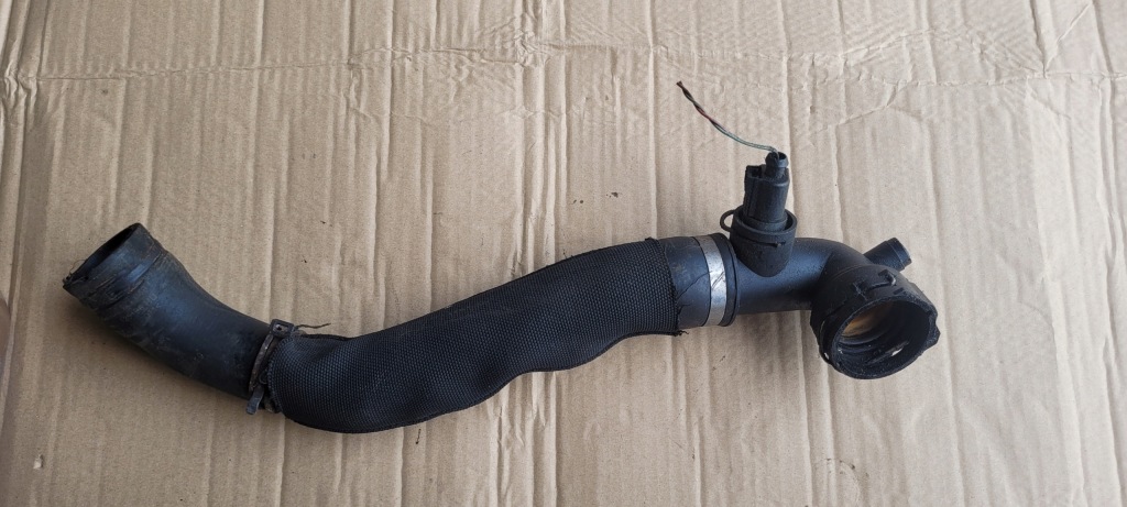 фото №1, Шланг радіатора audi a6 3,0 tdi 11- a6 c7 4g шланг трубка води 3.0 tdi