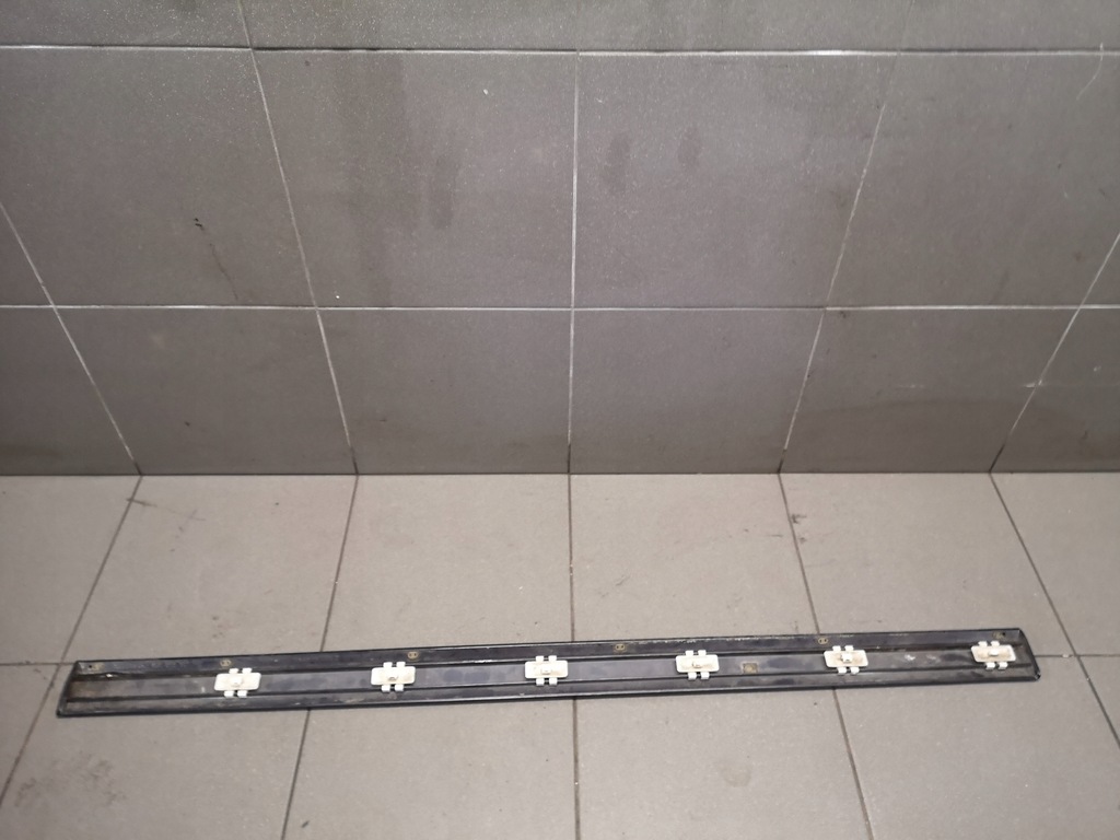 фото №11, Молдинг дверь левый перед audi a8 d2 w12 4d0853951