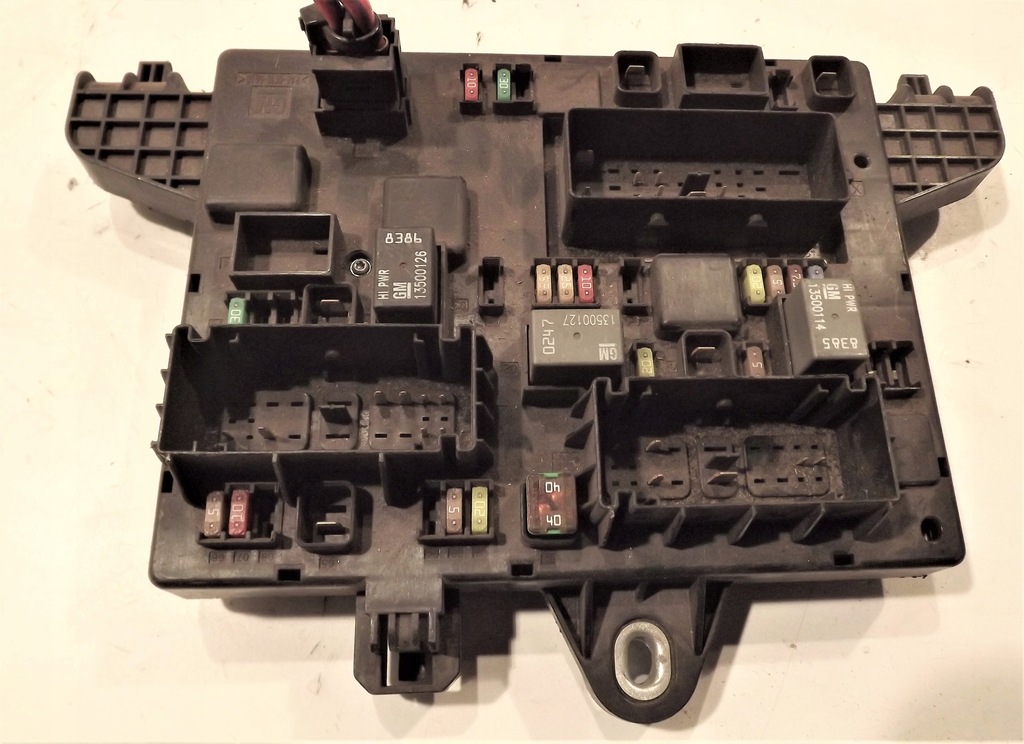 фото №1, Коробка запобіжників bsi 13302301qq opel astra j