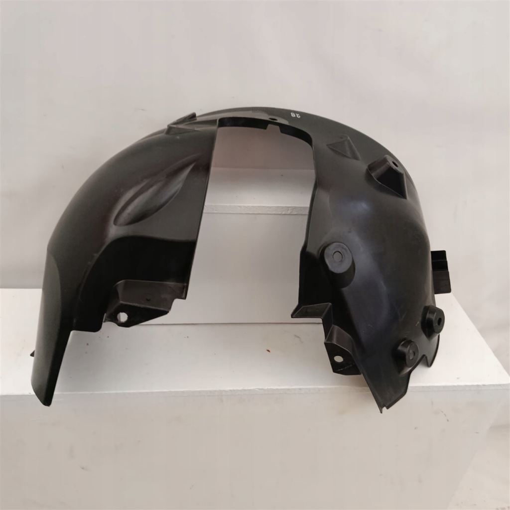 Купити Підкрилок праве перед renault twingo 3 iii 638401599r