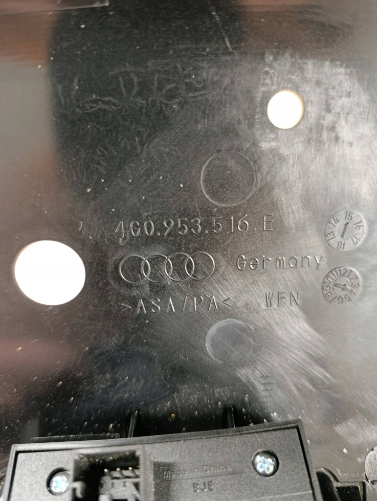 фото №7, Audi a6 s6 c7 4g 2016 все элементы обшивка колонки рулевого