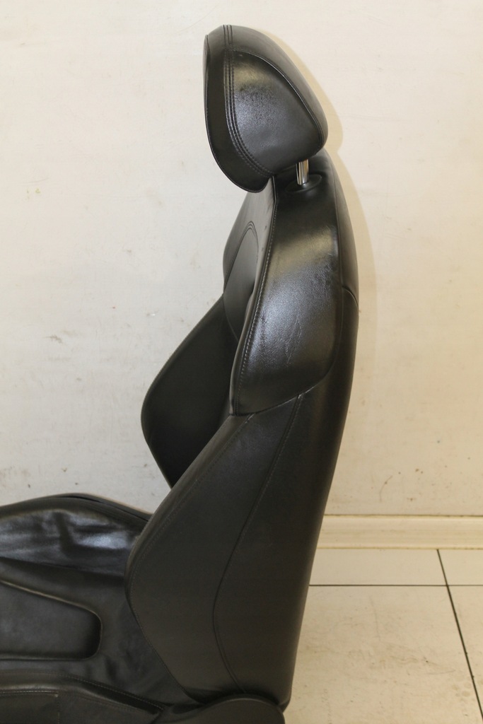 фото №11, Audi r8 420 06- сиденья audi r8 чёрные кожа eu