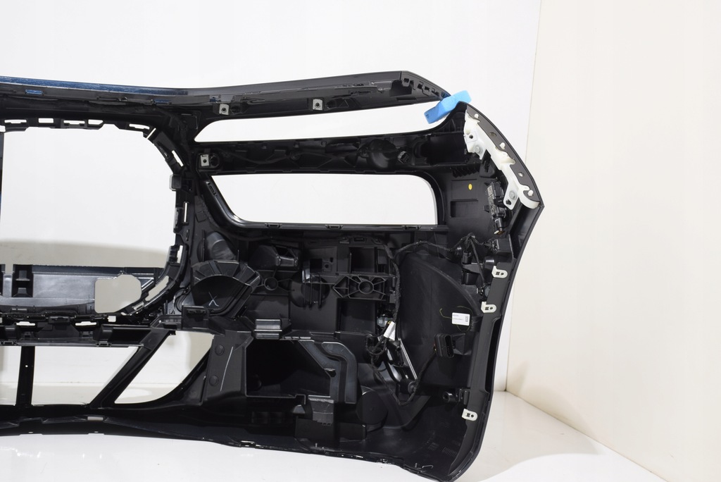 фото №15, Bmw 7 g70 бампер перед m-pakiet 6 pdc 416 carbonschwarz do zamontowania