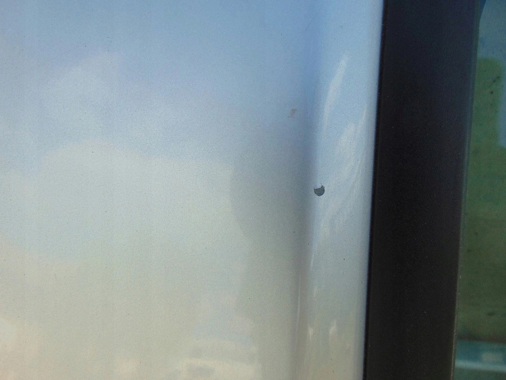 фото №7, Дверь правый задняя nissan navara d40 серебристый