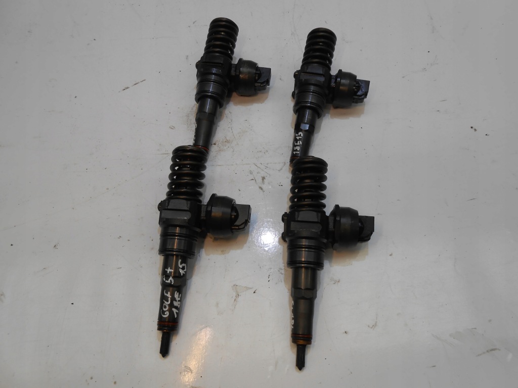 Купить Volkswagen golf plus насос-форсунка насос-форсунка 038130073bn