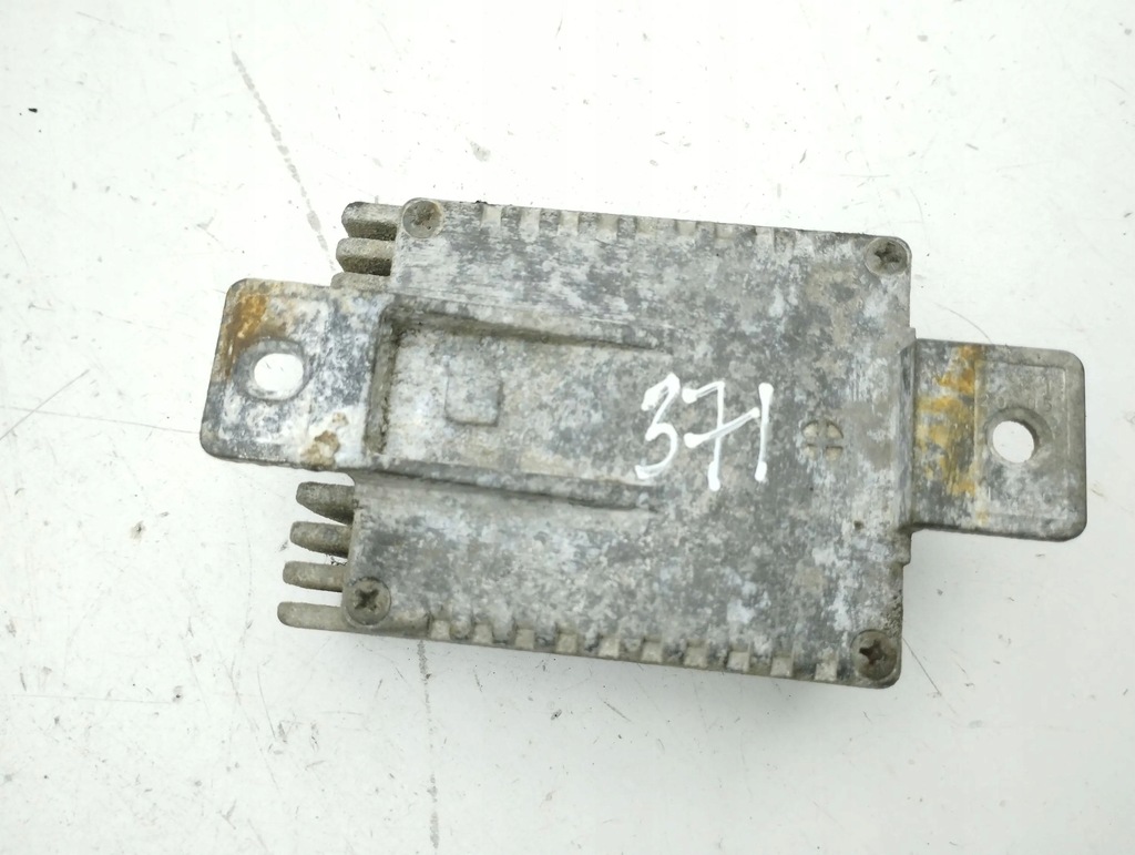 фото №5, Mercedes-benz a w168 1999 блок управления / модуль вентиляторов