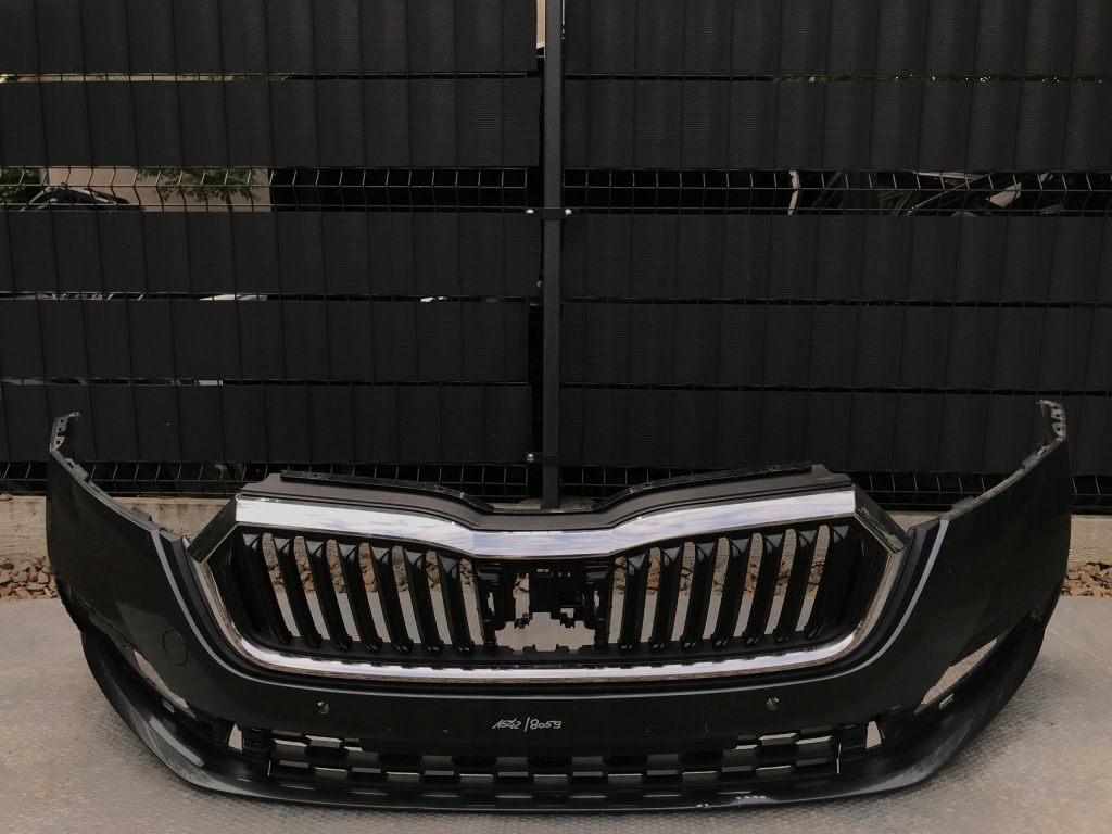 Купить Skoda octavia 4 iv 5e3 бампер передок  pdc 2020-