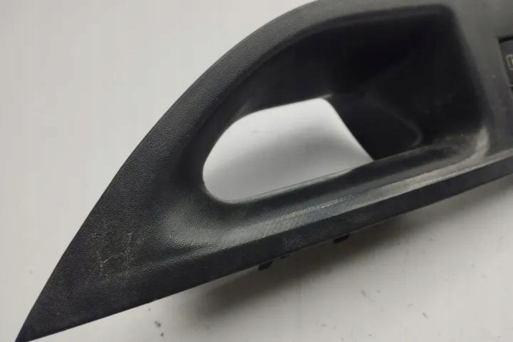 фото №7, Кнопка управление окон правых передних дверь seat altea 5p1