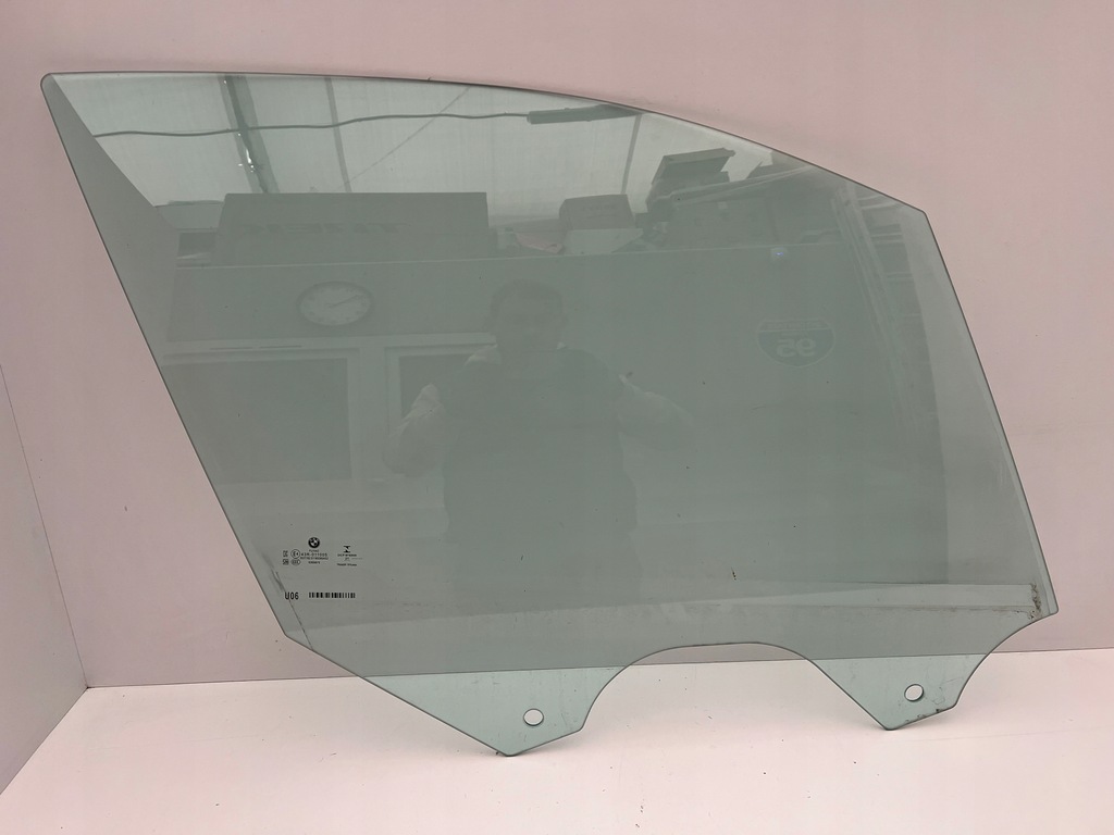 фото №1, Стекло перед правая дверь bmw 2 u06 2021