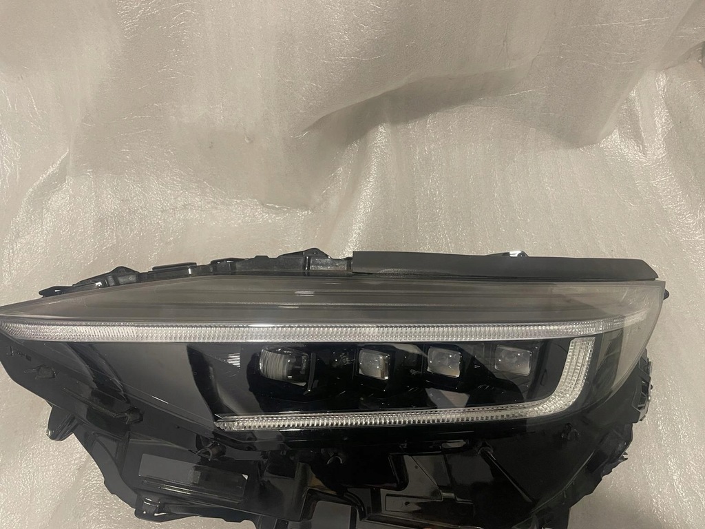 фото №1, Лампа передня subaru solterra full led