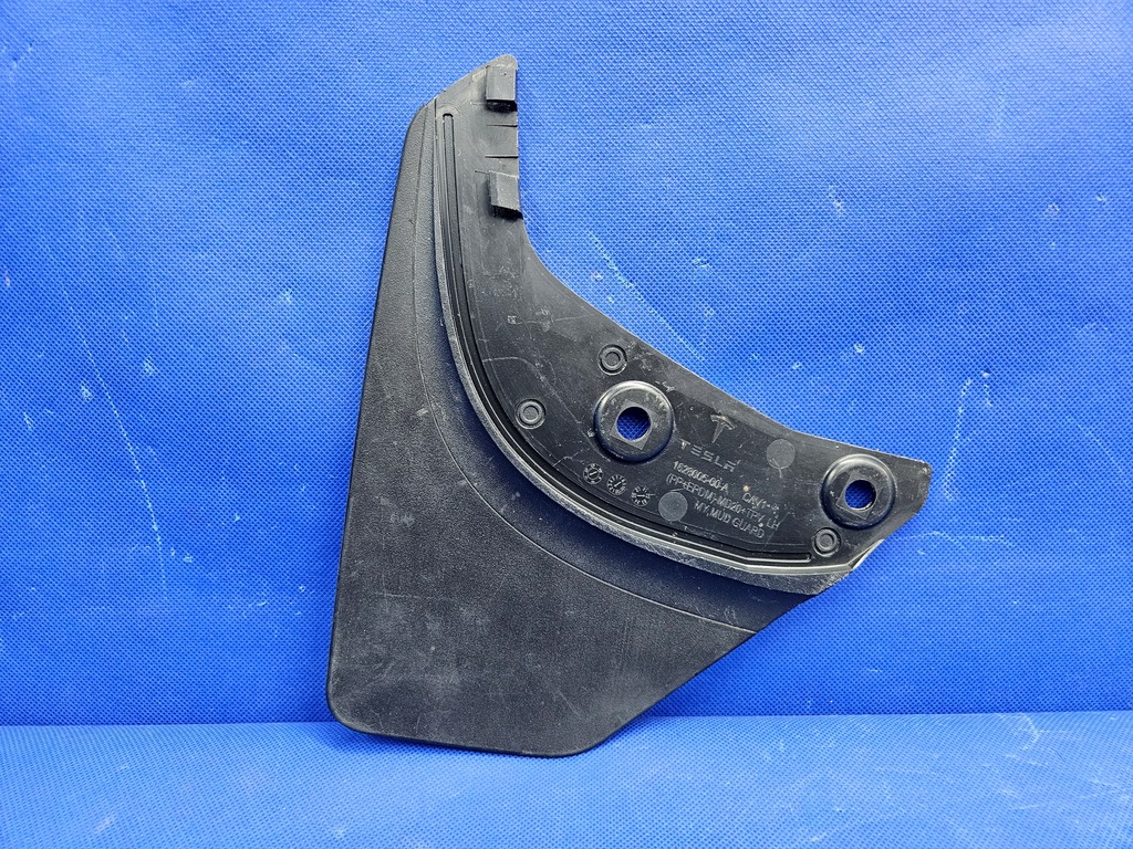 фото №1, Бризковик tesla model y лівий оригінал