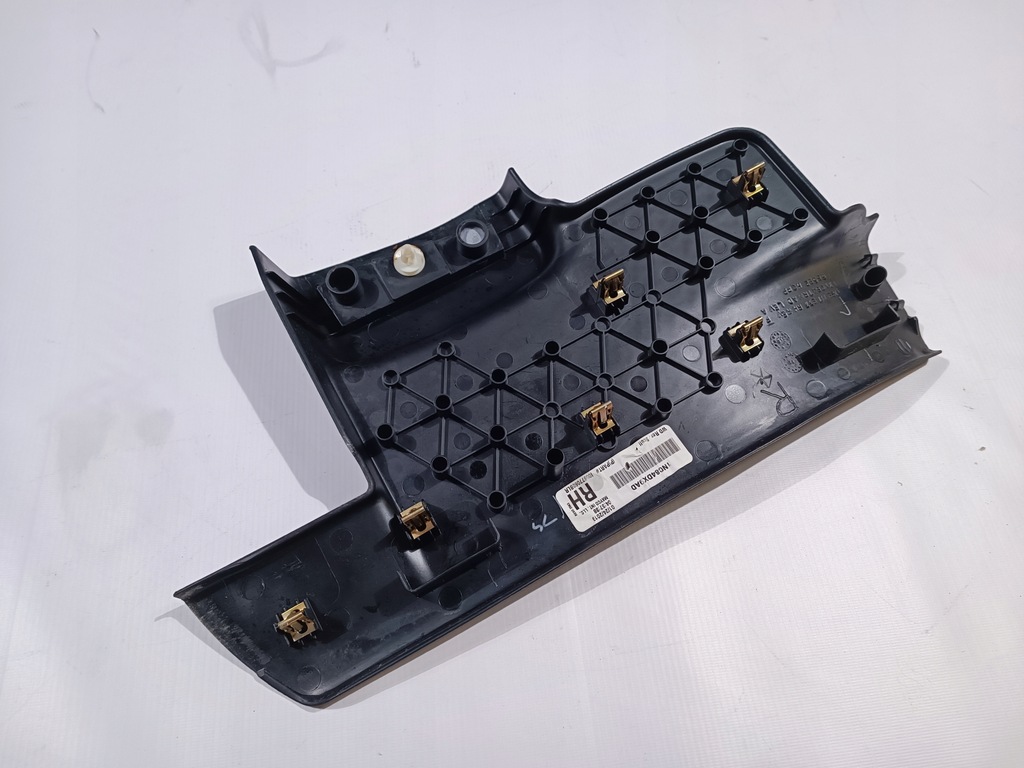 фото №6, Молдинг накладка порог порог задняя правая dodge durango 2014-