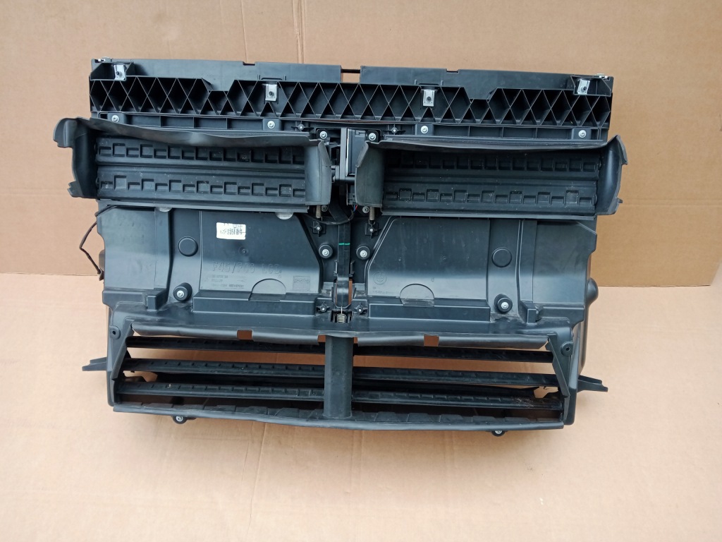 фото №1, Bmw f45, f46 повітропровід повітря жалюзі