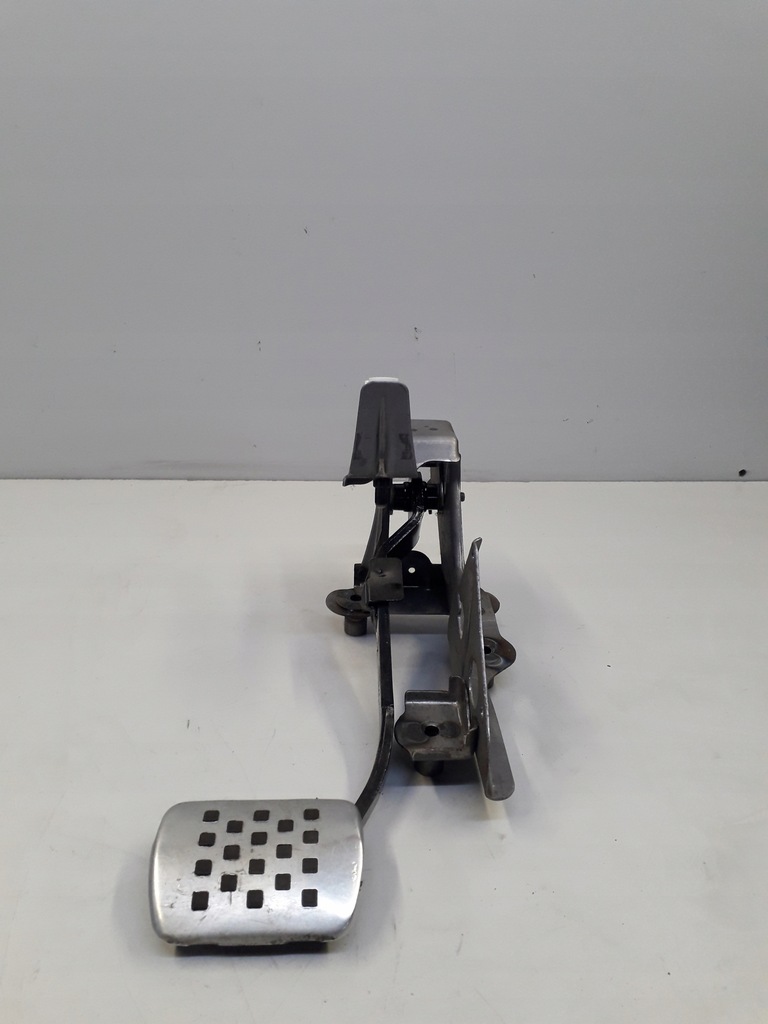 фото №1, Renault clio iv 1.2 tce педаль зчеплення автоматична коробка передач 282759718r