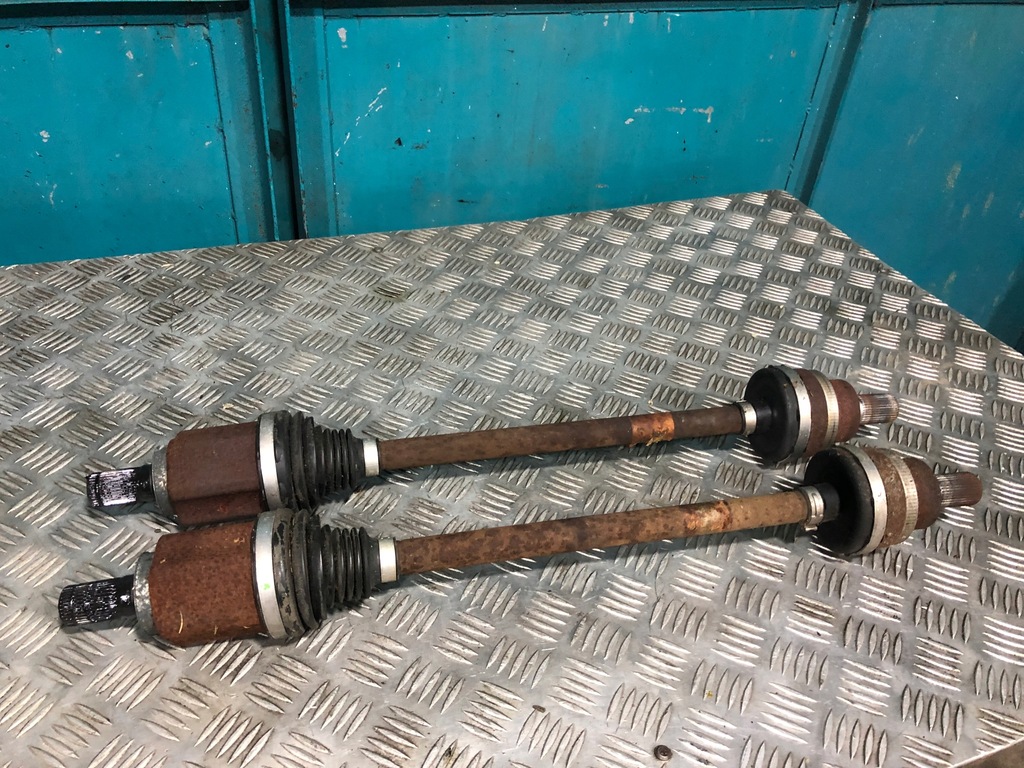 фото №1, Ford focus rs mk3 2,3 приводной вал задняя задняя левая правая