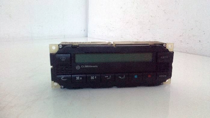 фото №8, Панель обдув i кондиціонера vw golf iv 3b1907044b