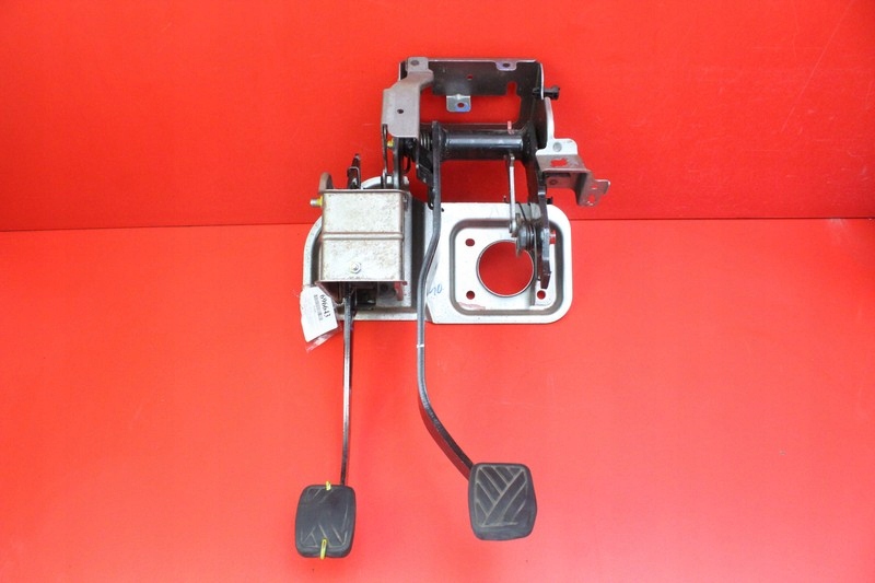 фото №1, Педаль педали сцепление тормоз 49600-51k50 suzuki splash 08-12