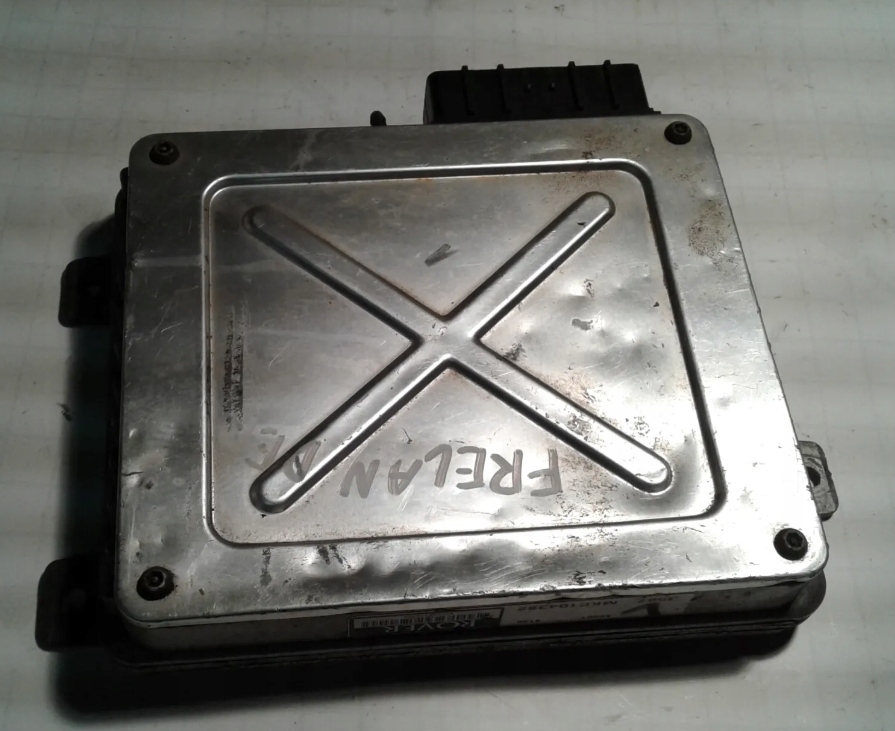 фото №1, Бортовий комп'ютер блок керування двигуна land rover freelander i mkc104392