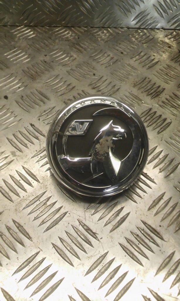 фото №1, Кнопка відкривання кришки opel corsa e 3/5 двері