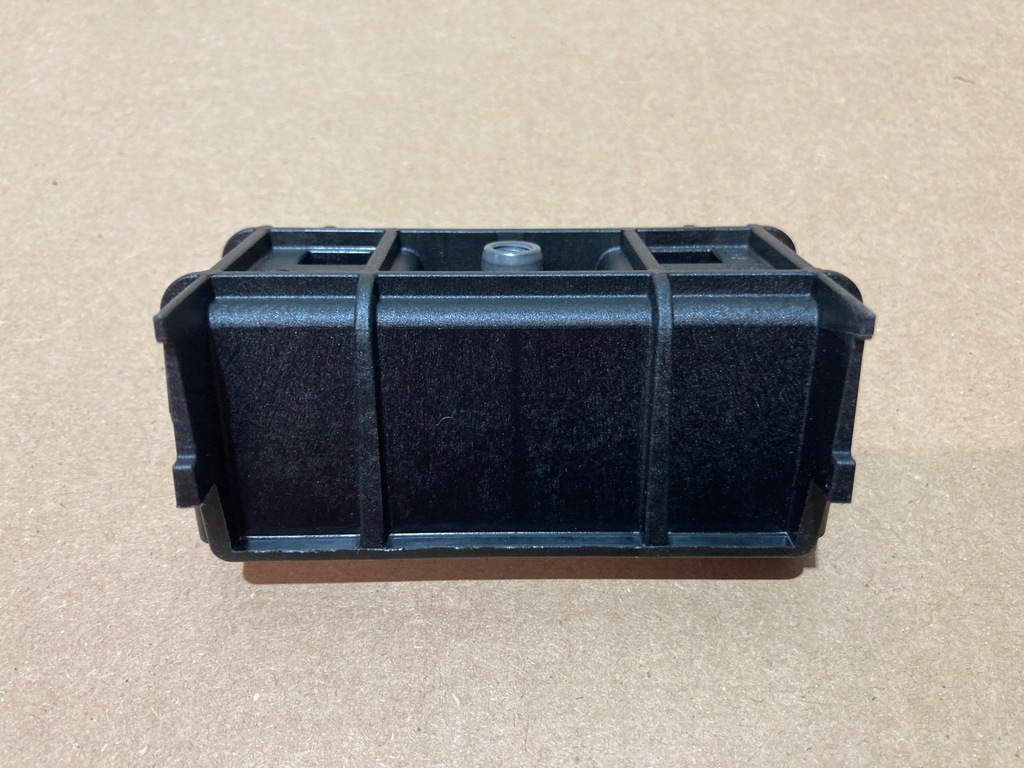 фото №7, Направляющая бампера средний передний vw taigo 2g7