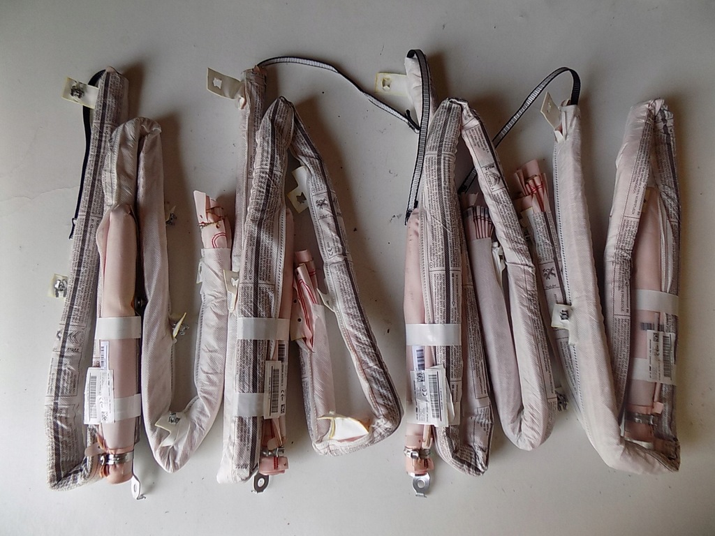 фото №1, Citroen c5 aircross шторка безопасности левая правая оригинал