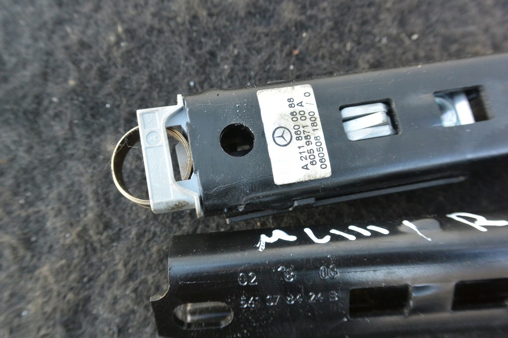 фото №5, Регулировка поперечина bezp. kpl mercedes gl x164 ml w164