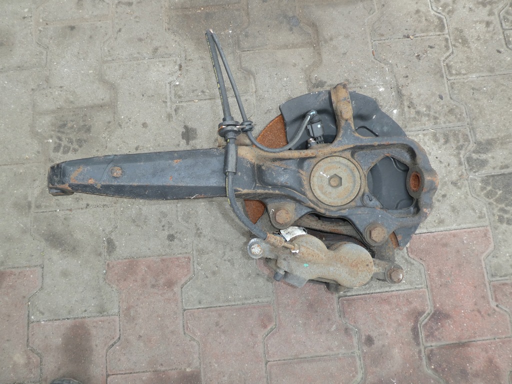 фото №5, Поворотный кулак перед правая vw amarok 2h0256d