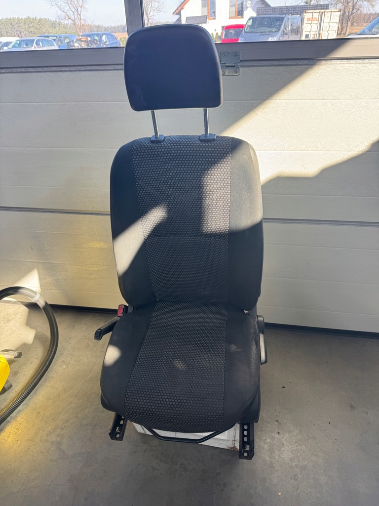 фото №1, Mercedes sprinter 906 сиденье водителя