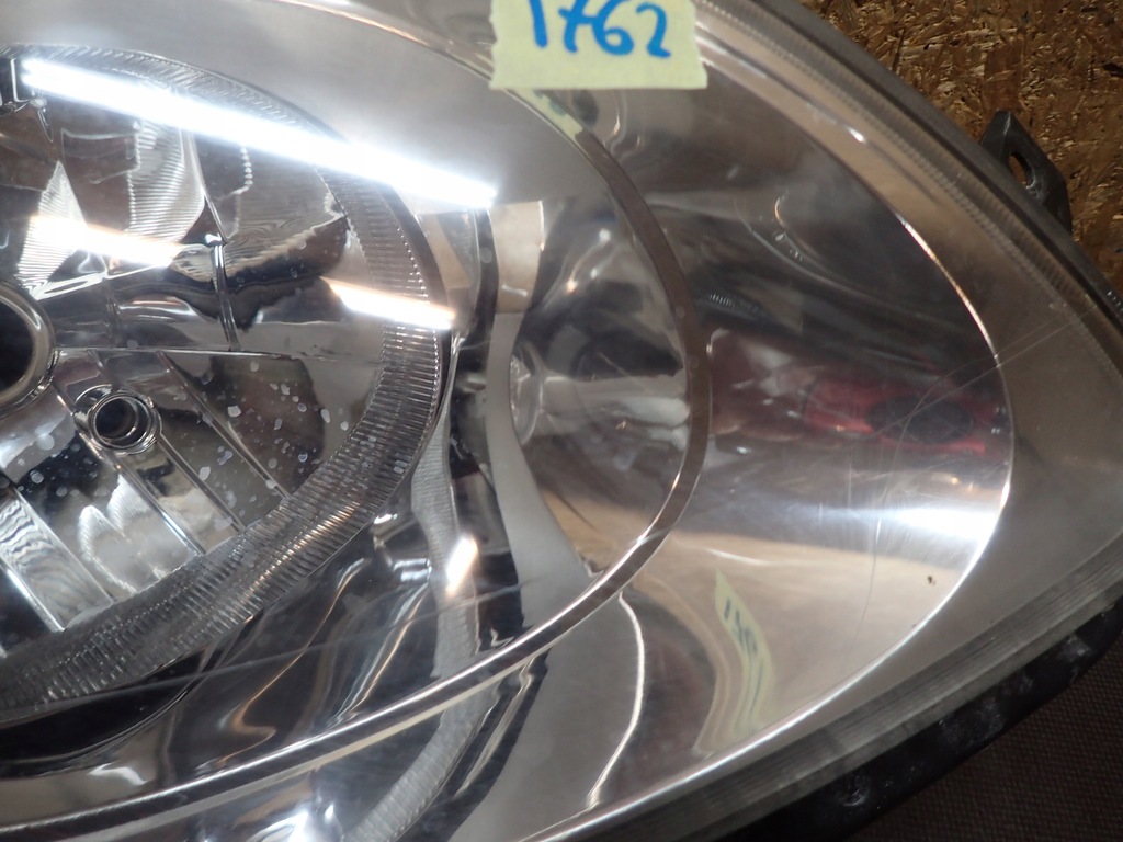 фото №3, Лампа перед правая renault twingo ii 2 07-