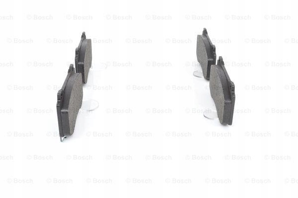 Bosch 986 494 870 набір гальмівних колодок гальмівних, гальма дискові Недорого