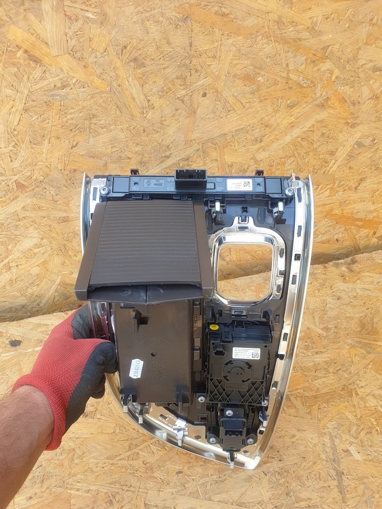 фото №7, Renault espace v панель туннель средний initiale