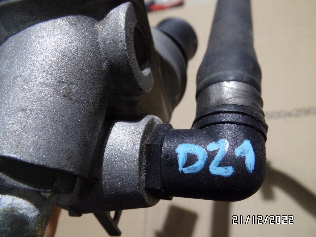 фото №10, Корпус термостата alfa romeo 147 2.0 16v ts